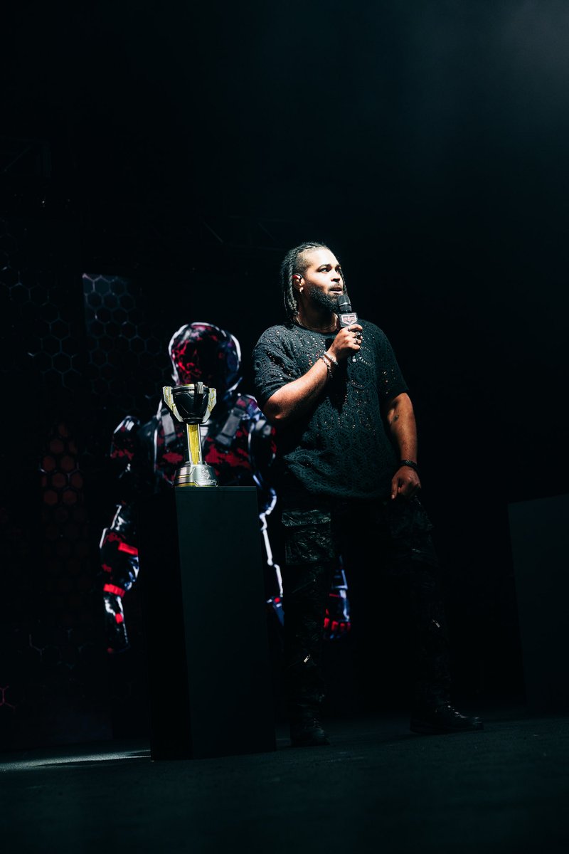 GuyBlaze's tweet image. #NewProfilePic 😈
📸 @codashoots