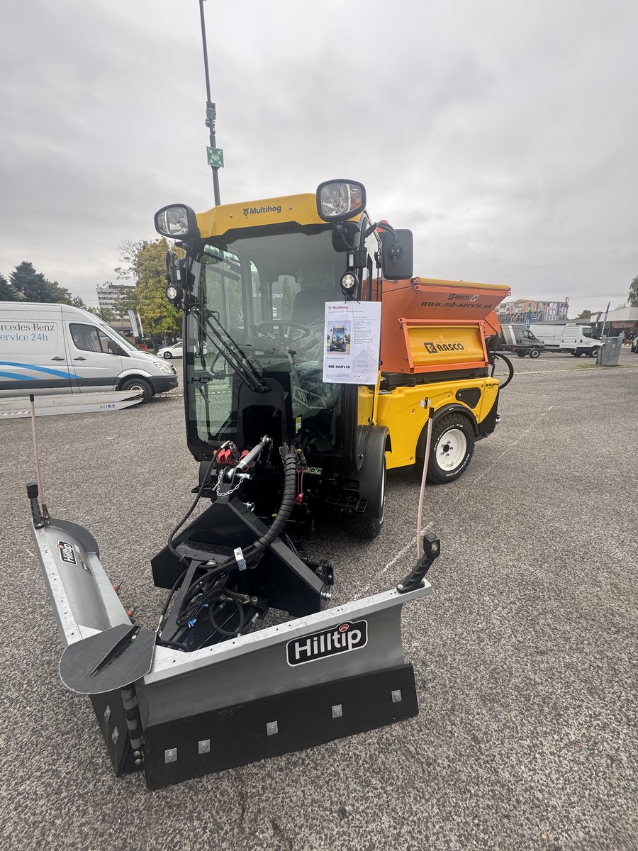 Multihog's tweet image. Our Slovakian dealer, MB Servis is attending the Autoshow Exhibition in Nitra, running from today until Sunday, October 12th. 

They’re showcasing a Multihog CX equipped with a winter setup featuring a V plough and salt spreader, the perfect solution for year-round maintenance.