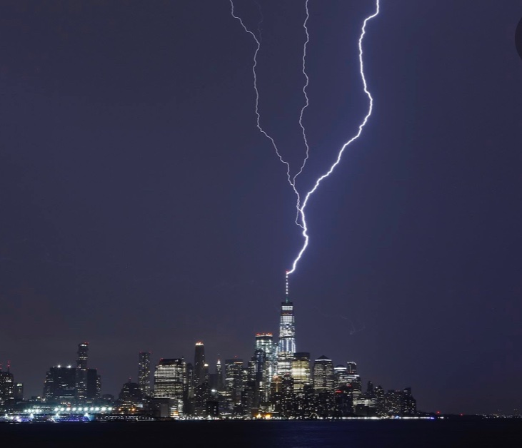 PullTheShade3's tweet image. “ Dancing through the lightening strikes” #whatsmylyric game
Give the children back now.
#remotelypossible
#itispossible
#itsgoingtotakeanarmy
#temptationofpower