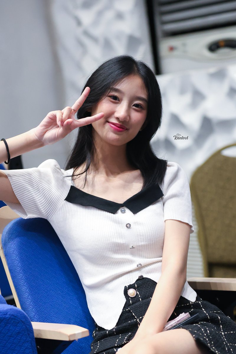 Rantovl's tweet image. Hai Cal! @upgirlsCal01 #CALive ✌️