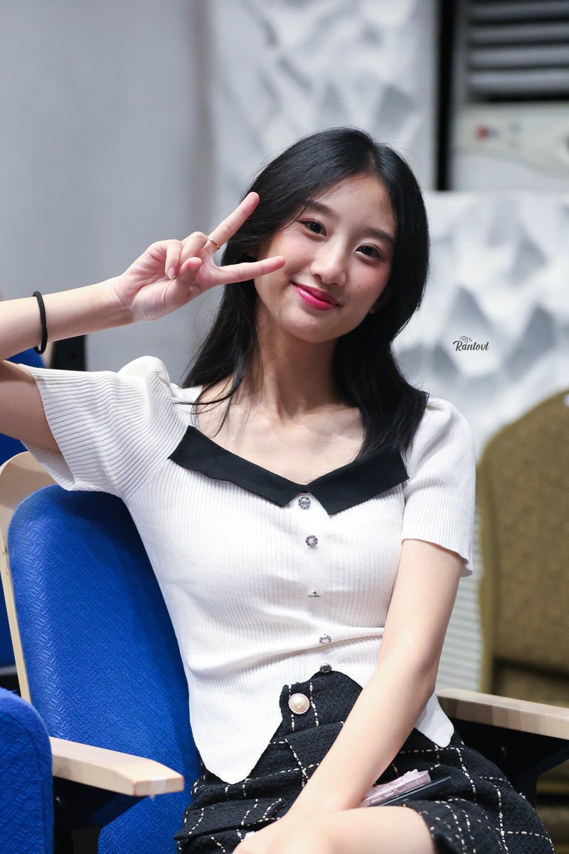 Rantovl's tweet image. Hai Cal! @upgirlsCal01 #CALive ✌️