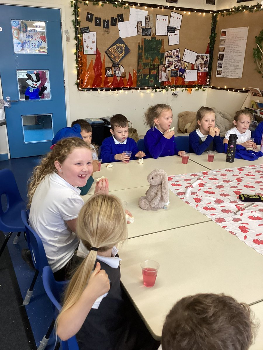 MissC_P's tweet image. We have been learning about Shabbat in RE! We shared challah and ribena to recreate our own Shabbat! 
Shabbat Shalom!🕍🕎✡️
@fieldhouseinfs @embarkfed #LoveLearningLoveLife