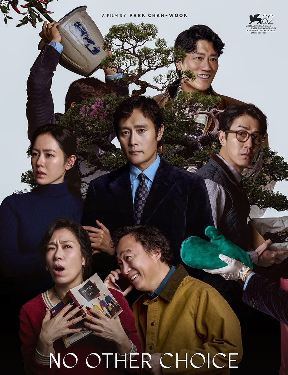 burakwideshut's tweet image. İşsizlikten kurtulmak için ne kadar ileri gidebilirsiniz? Park Chan Wook’un yine baş döndürücü görüntü manipülasyonlarını üzerimize fırlatıp zevk sağanağı sunduğu yeni filmi No Other Choice; 2,5 saate yakın süresini bir an hissettirmiyor. Çok eğlenceli. Yönetmenlik ve kurgu şov.…