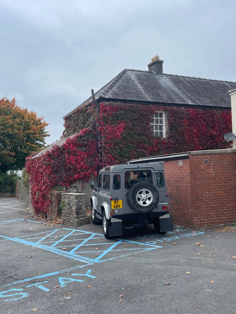 Lovely early autumn colours in John Nash house.🏴󠁧󠁢󠁷󠁬󠁳󠁿