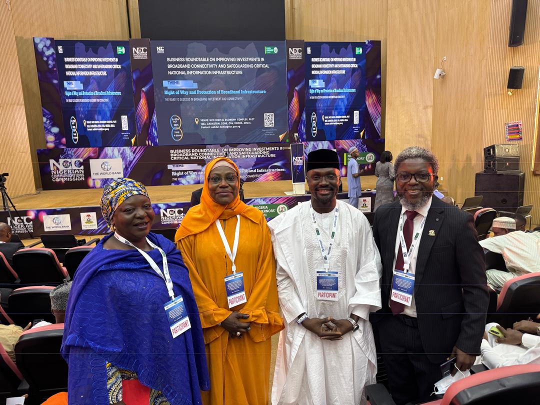 📡 Our DG Aisha Sheikh Mujaddadi attended the Business Roundtable on Broadband Connectivity &amp; Critical Infrastructure Protection, hosted by NCC, World Bank, and Nigeria Governors’ Forum.

She engaged stakeholders on RoW reforms, digital inclusion &amp; #SABER DLI 2 goals.

<a href="/Iyalle/">Aisha Mujaddadi</a>