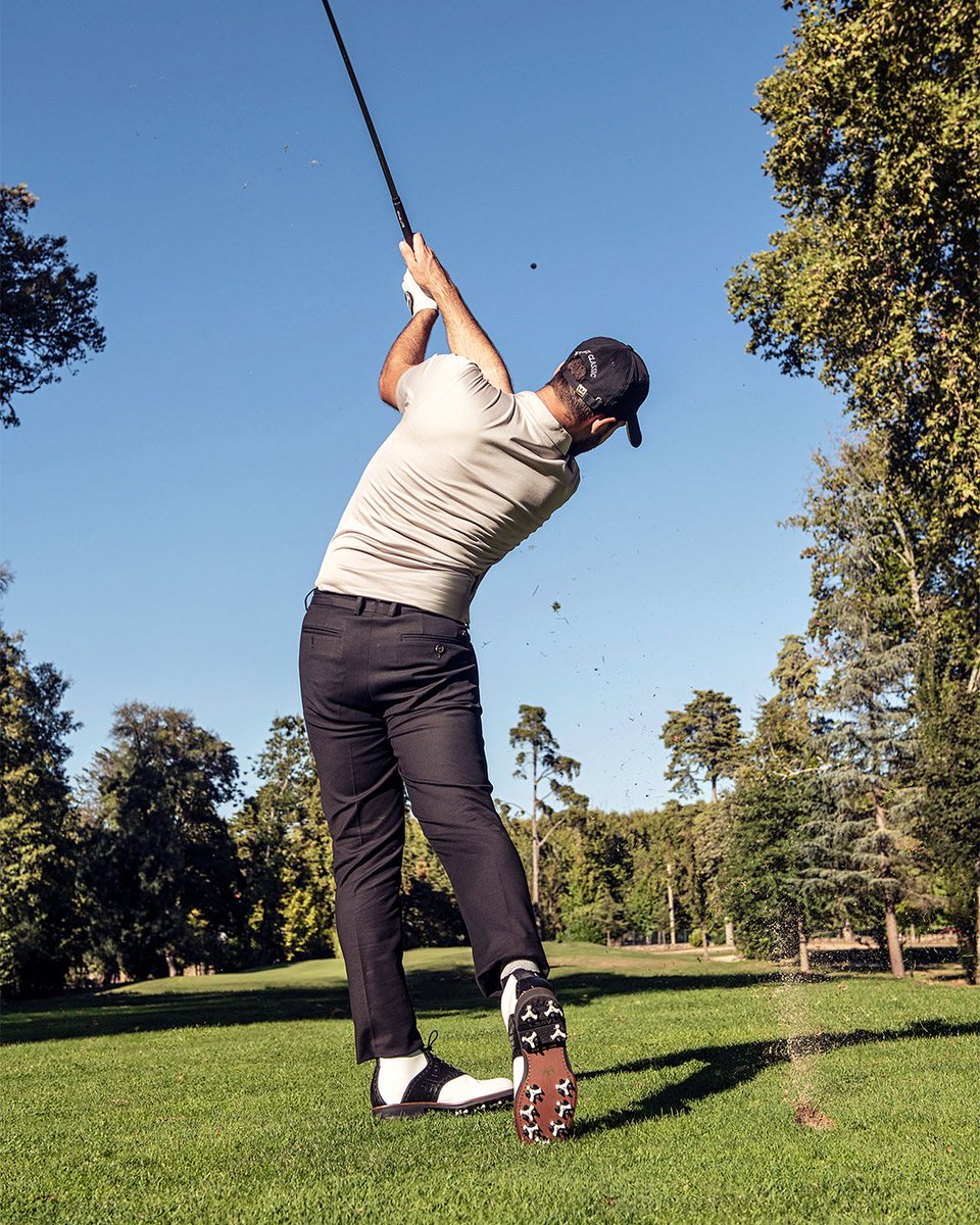 The right grip isn’t a feature; it’s a foundation. Find yours in our spiked collection.
👉bit.ly/3zvaWQy