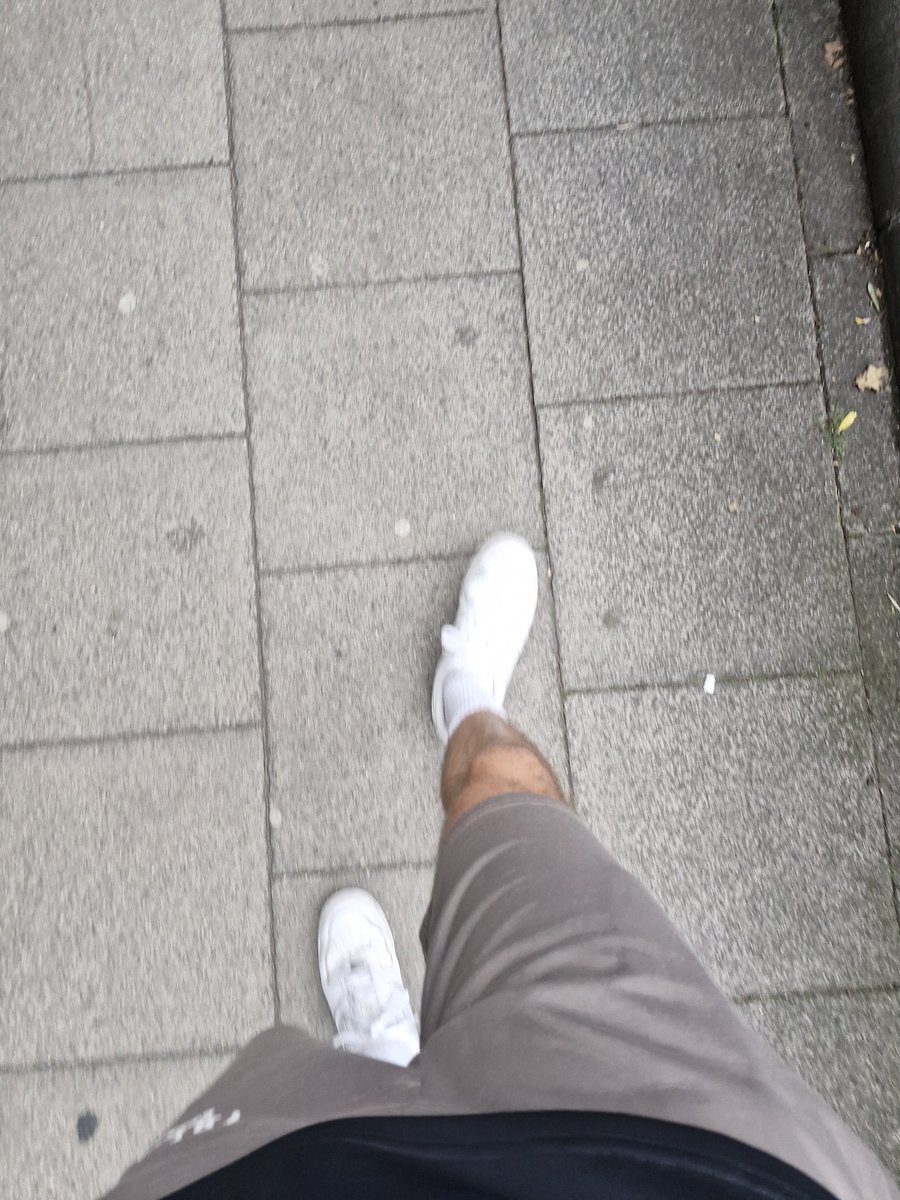 DomMasterUK's tweet photo. These streets ain't worthy #CanaryWharf #Stomp #Master https://t.co/6BcryW5fzO