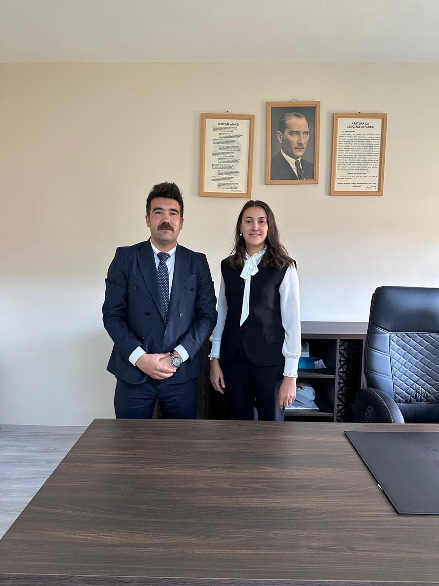 Bugün Kalecik İlçe Milli Eğitim Şube Müdürü olarak görevine başlayan Tuğba Nur KARAHAN'a yeni görevinde başarılar dileriz.