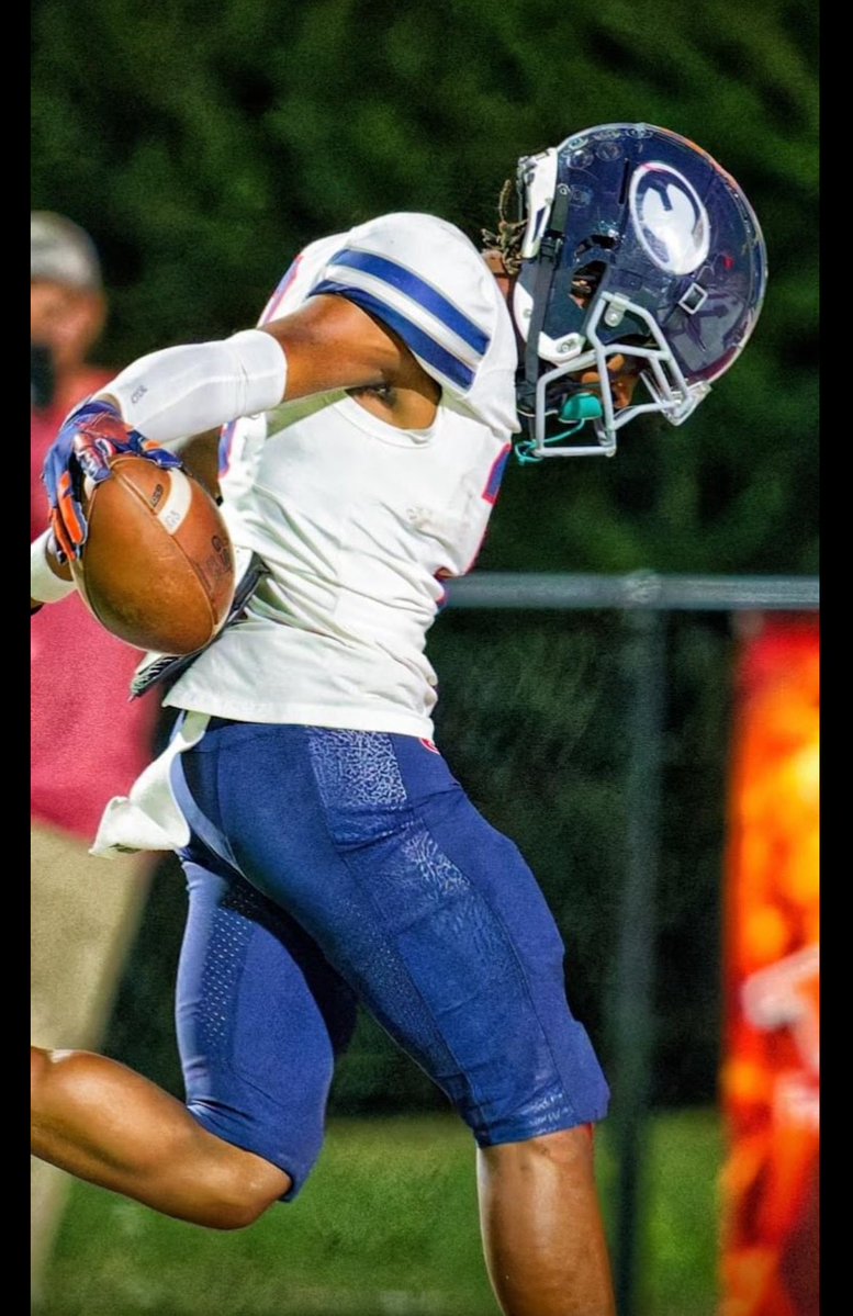 JDoe-Davis27 (@jdd3theham) on Twitter photo When it’s dark you become the light. Never get stuck in the darkness. Find the light , break through the darkness and rise. #ECHS #119Boyz #3GetsItDone <a href="/EffinghamFb/">Effingham County FB | Recruiting</a> <a href="/RecruitTheHam/">RecruitEffingham</a> <a href="/fordtough301/">John Ford</a> When it’s dark you become the light. Never get stuck in the darkness. Find the light , break through the darkness and rise. #ECHS #119Boyz #3GetsItDone <a href="/EffinghamFb/">Effingham County FB | Recruiting</a> <a href="/RecruitTheHam/">RecruitEffingham</a> <a href="/fordtough301/">John Ford</a>