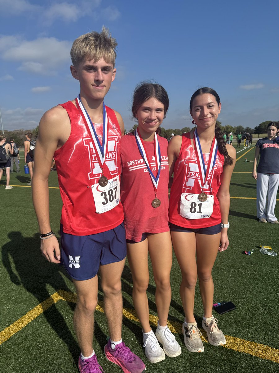 TexanXCTF's tweet photo. What a day for our team in the toughest district in the great State of Texas! 💪🇨🇱

VG – 4th Place out of 9
🔥 2 Medalists!
🏅 9th – Zoe (Regional Qualifier!)
🏅 19th – Ava

VB – 4th Place out of 9
🔥 1 Medalist!
🏅 20th – Chandler

JVG – 5th Place
JVB – 5th Place https://t.co/SnNQBLXpai