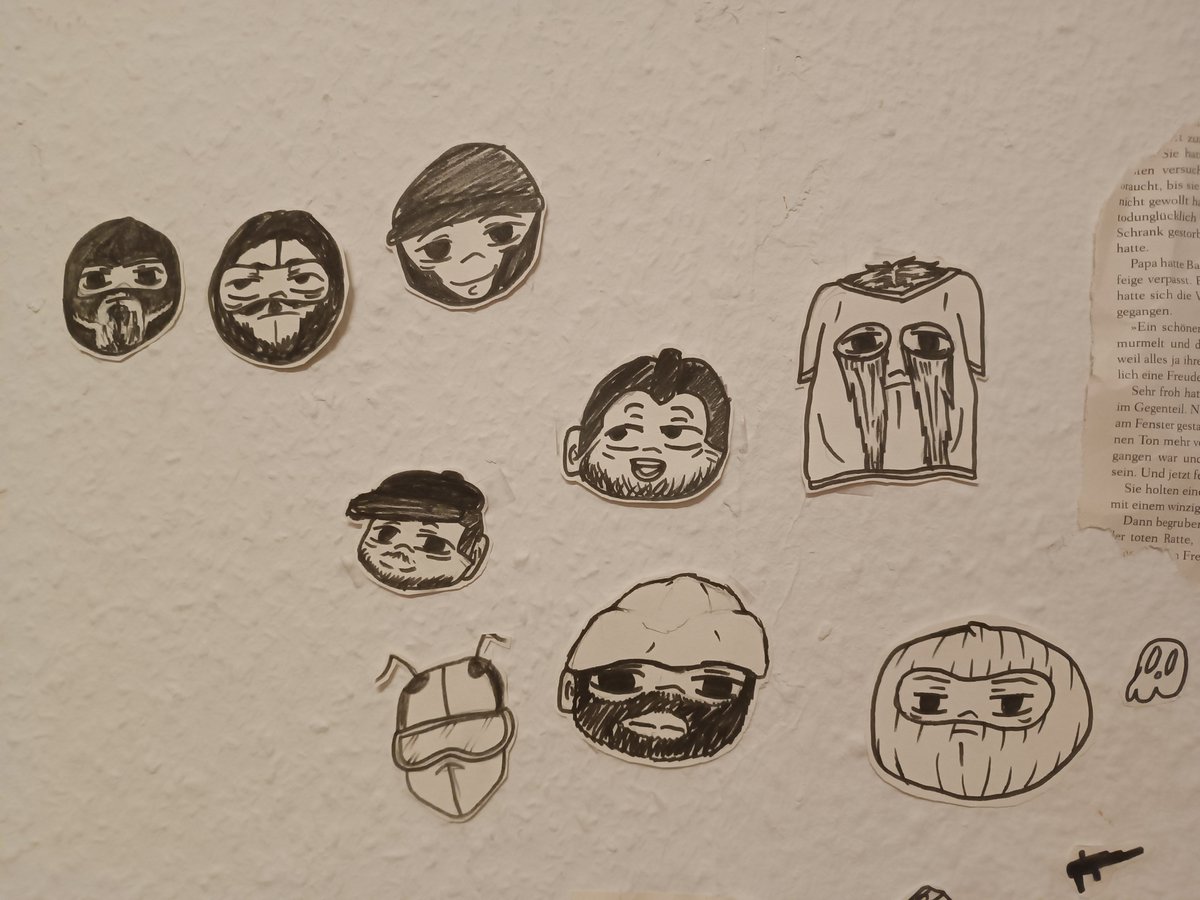 Shu_m0011's tweet photo. I MADE COD STICKERS, EVERYONE!!

#cod #callofduty #codghosts #TF141 #Taskforce141 #König #Heshwalker #Loganwalker #KeeganRuss #Roach #SimonGhostRiley #JohnPrice #JohnnySoapMactavish #kylegazgarrick #Art https://t.co/gWKSZ32fUg