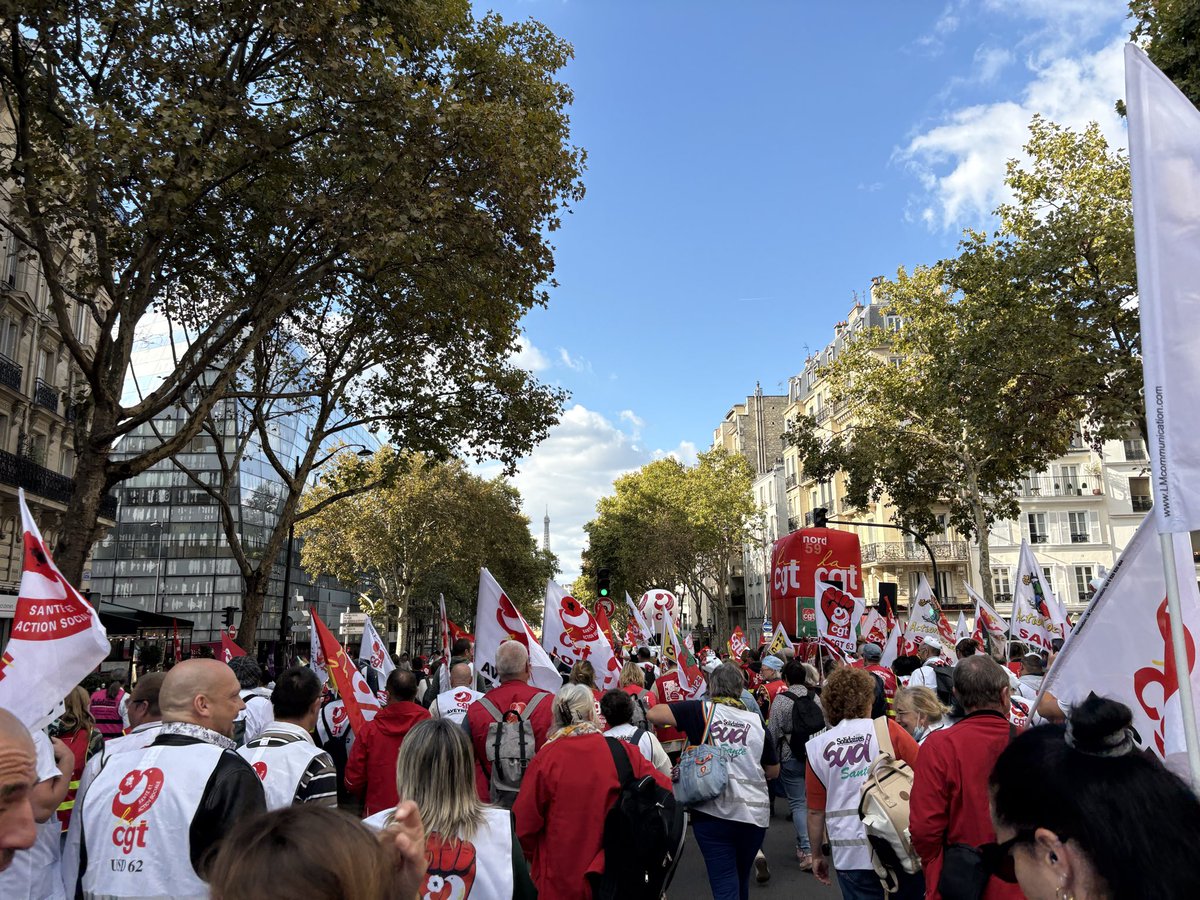 Présent à Paris ce 9 octobre en soutien aux syndicats pour défendre notre hôpital public. Revalorisation des salaires, effectifs supplémentaires, financement pérenne. Garantir l’égalité d’accès aux soins, partout et pour tous.