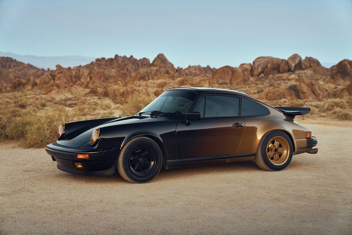 kotecinho's tweet image. 1984 Porsche 911 Goldrush 🪙⚫️