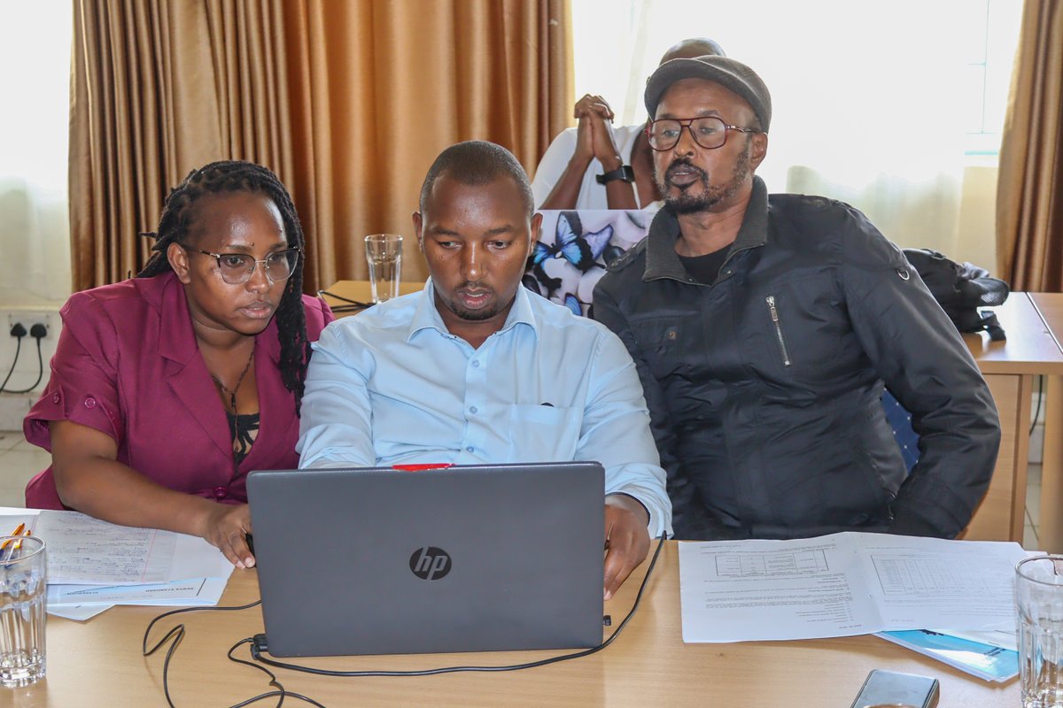 Xotinimni kamar bilan pastki qismiga urish Feniks Mari jinsiy aloqa rasmlar