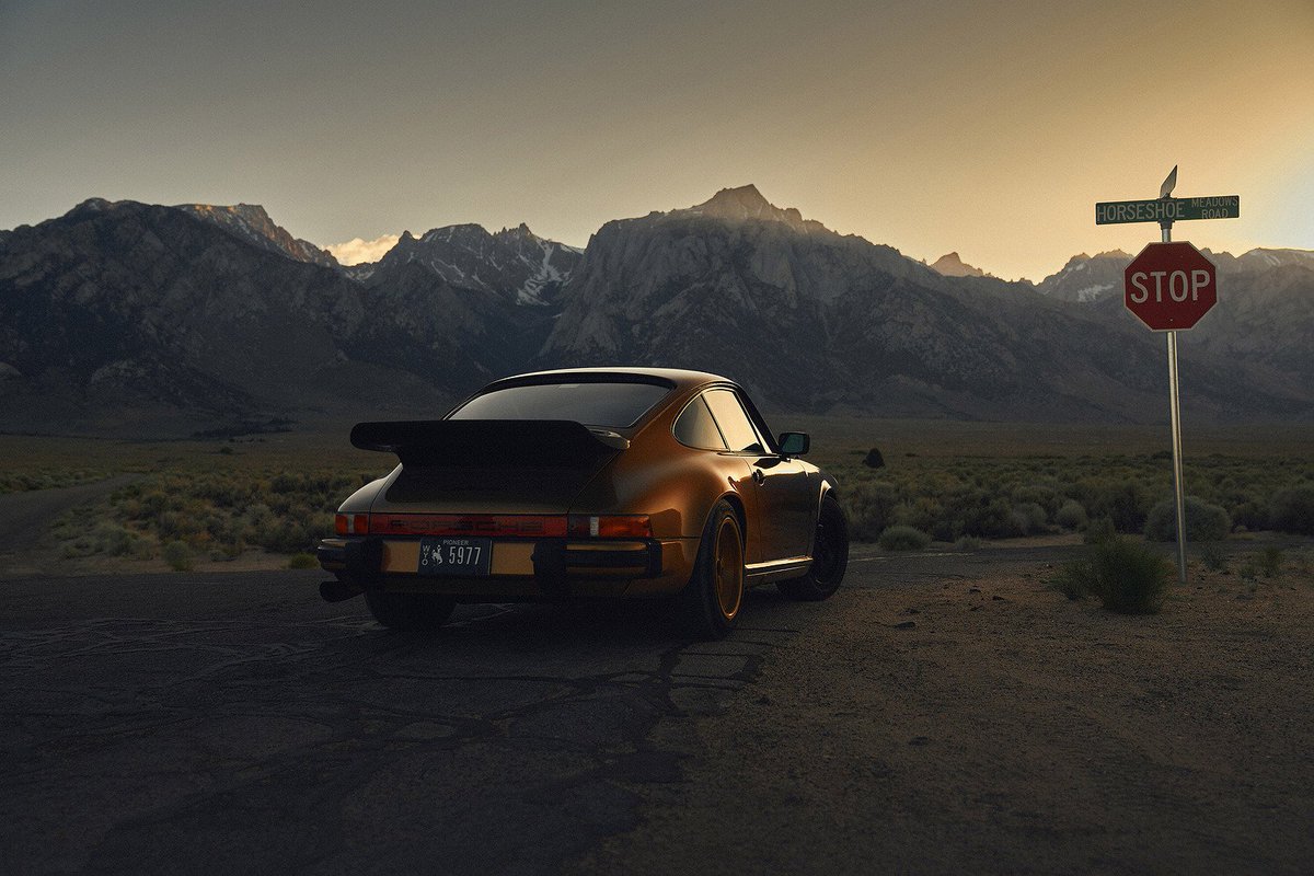 kotecinho's tweet image. 1984 Porsche 911 Goldrush 🪙⚫️