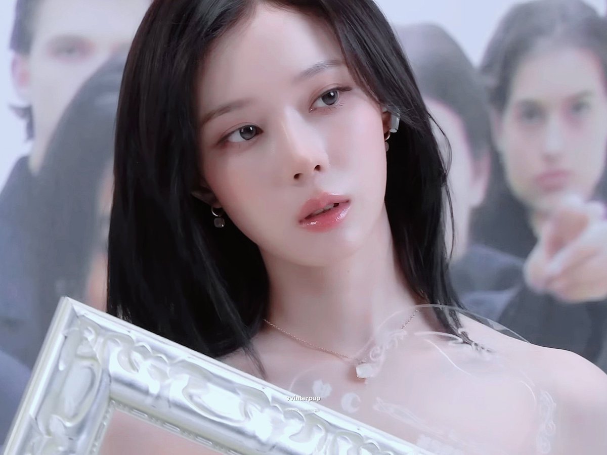#aespa #WINTER #에스파 #윈터
2025 aespa LIVE TOUR - SYNK : aeXIS LINE VCR Behind (1)