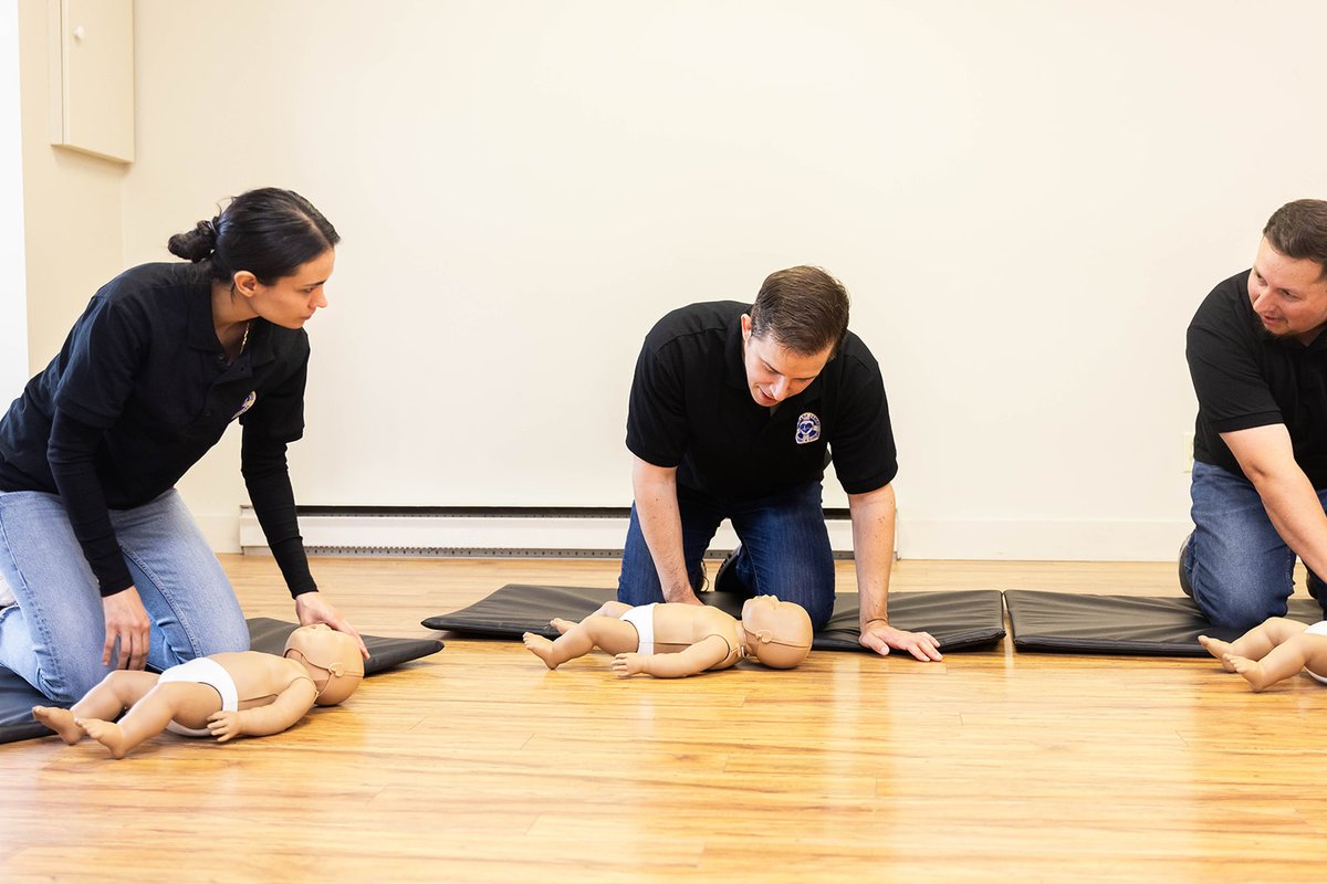 FirstAidCalgary's tweet image. Working in childcare or planning to? 👶
Take the Standard Childcare First Aid &amp;amp; CPR Level “B” course!
Learn life-saving skills &amp;amp; earn a 3-year certification.
📲 Sign up: firstaidcalgary.ca/childcare-firs…
#FirstAid #CPR #Childcare #SafetyFirst #BePrepared #Calgary