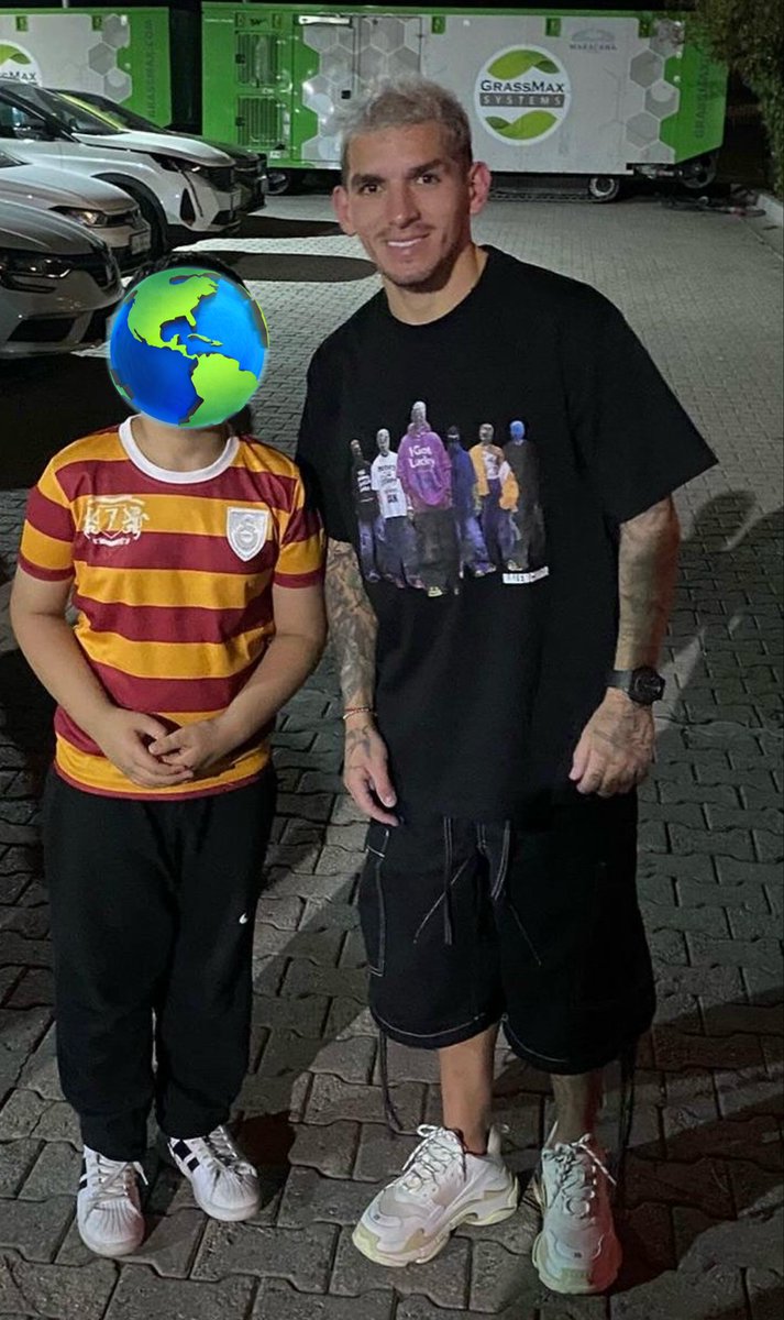 Ya bu nasıl kombin amk cücesi