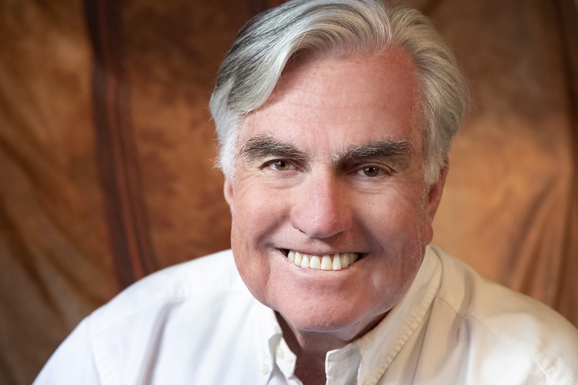 🎤 Want a speaker who’s seen it all in pro football?
Jim Barker – CFL coach, exec &amp; TSN analyst – delivers powerful talks on leadership, teamwork &amp; winning culture.
📲 Book now via EMJ Marketing
🔗 loom.ly/91gAYjg
#CFL #JimBarker #KeynoteSpeaker #Leadership #EMJMarketing