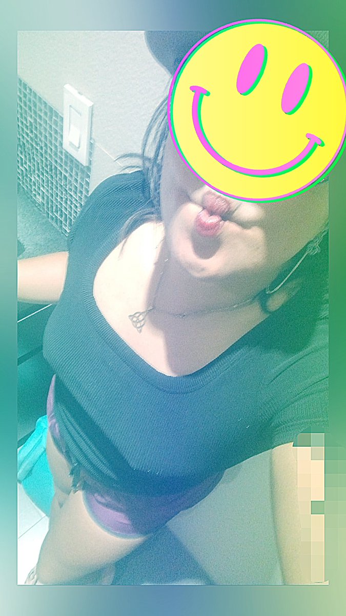 Colibri_bosque's tweet photo. Besitos terminando del GYM... https://t.co/03i2AkKezu