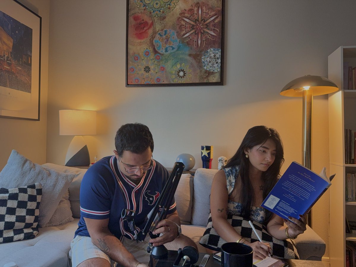 KnowmadsPodcast's tweet image. Recorded a podcast with @DanielWhiteson and we talked about his New Book “Do Aliens speak Physics?” (Available November 4th)
Stay tuned for a great conversation!
@garellaprachi @bhavaytyagi