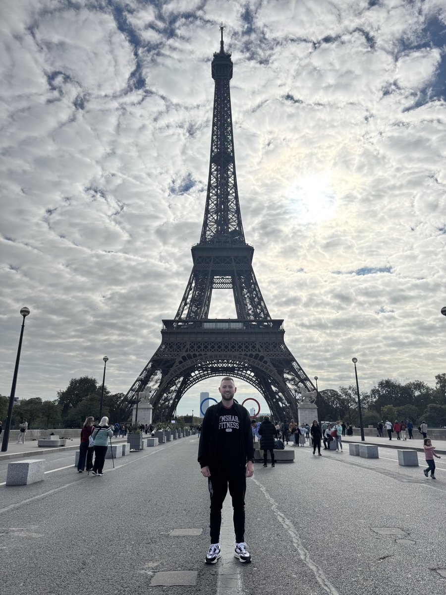 The past 24 hours has been fucking insane🤯

<a href="/yungblud/">YUNGBLUD</a> 
<a href="/ScheifferBates/">Scheiffer Bates</a>