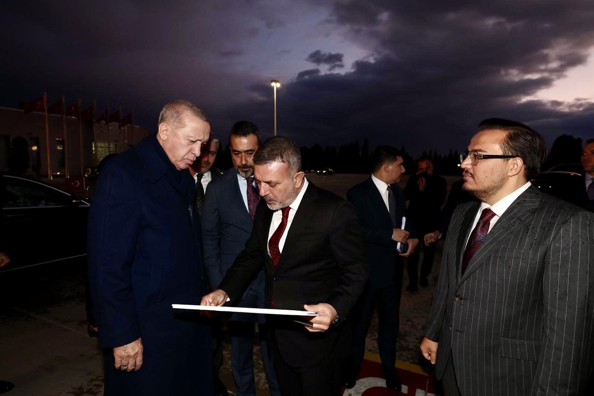 İsmail Can OCAK (@ismailcanocak10) on Twitter photo Cumhurbaşkanımız Sn. Recep Tayyip Erdoğan’ı baba ocağı Rize’ye yolcu ettik.
Rabbim, ömrüne bereket, davasına güç, milletimize birlik ve dirlik versin. 🤲🏻🇹🇷 Cumhurbaşkanımız Sn. Recep Tayyip Erdoğan’ı baba ocağı Rize’ye yolcu ettik.
Rabbim, ömrüne bereket, davasına güç, milletimize birlik ve dirlik versin. 🤲🏻🇹🇷