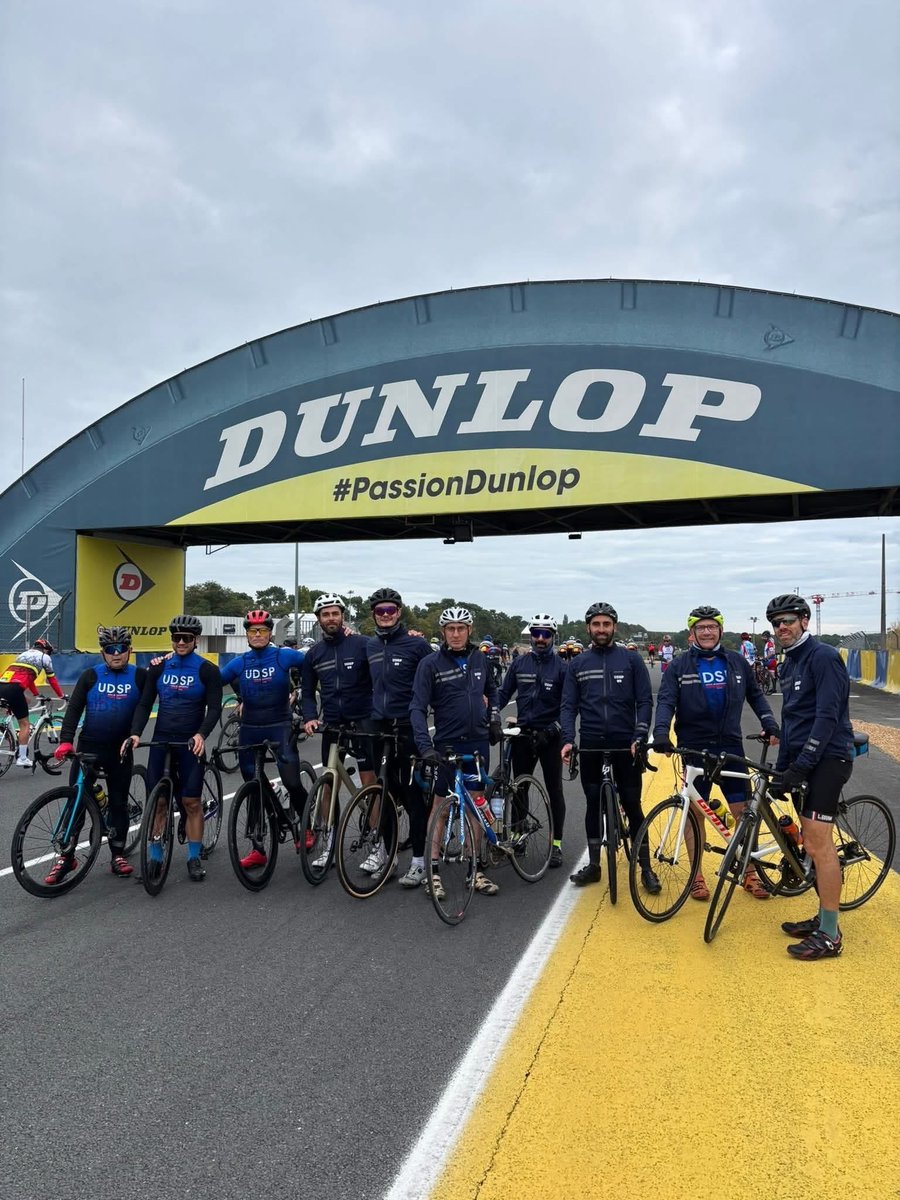 🏁🚴‍♂️ Les coureurs de l’#UDSP89 sont arrivés au #Mans pour le #CongrèsNational des #SapeursPompiers de France 2025 ! 🔥
Félicitations à nos cyclistes pour leur performance et leur détermination 👏
Ils ont participé à la #CourseDuDéfiVélo sur le mythique circuit Bugatti.