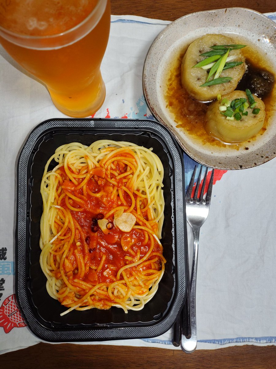 onioncarro's tweet image. #FMHaro
#FridayFlow
大石さんに
質問です
UpOnスタジオの
隣にある☕カフェ
E’Pronto(エプロント)とは
どういう意味でしょう?
答えは
蔦山さんに
聞いて下さい
イタリア語で
「🍚ご飯出来たよ」
「準備出来たよ」
僕が店長から聞いて
蔦山さんに教えました
🍅#トマトの日
🍚#飯テロ🍱#お弁当