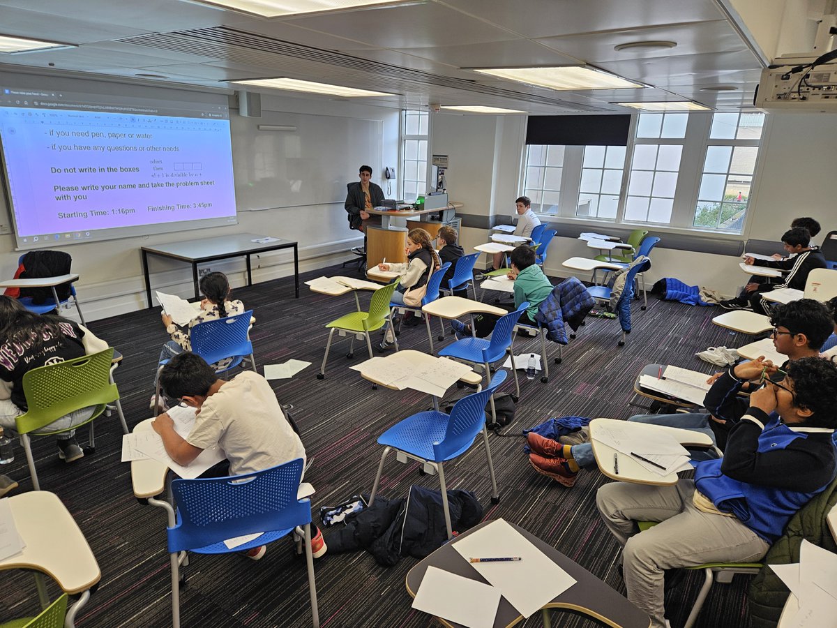 WSPcio's tweet image. This past Sunday, @KingsCollegeLon hosted the latest edition of the London Verbal Maths Challenge. Over 100 pupils from across London took part in this unique verbal Olympiad, which opens the door to Maths Circles at some of London’s top universities.