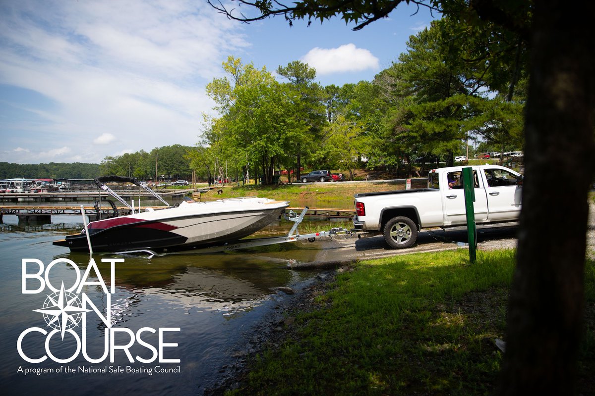 Boating etiquette matters! Watch &amp; share: boatoncourse.com/video/traileri…
→ More tips, videos, quizzes, buoy basics, and more to help you become a better boater: boatoncourse.com @boatusfdn @nasbla <a href="/therealnmma/">National Marine Manufacturers Association</a> <a href="/BoatingCampaign/">BoatingCampaign</a>