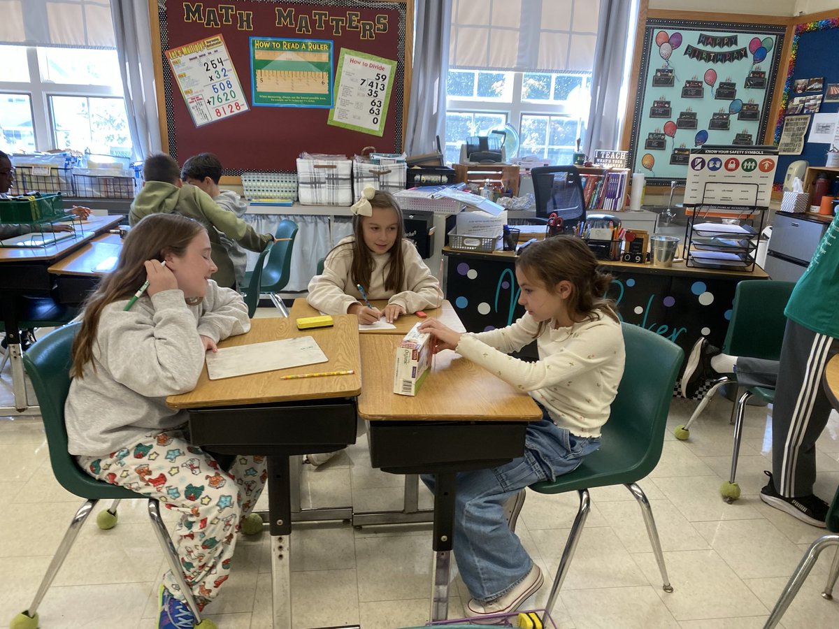 Mrs. Baker tweet media