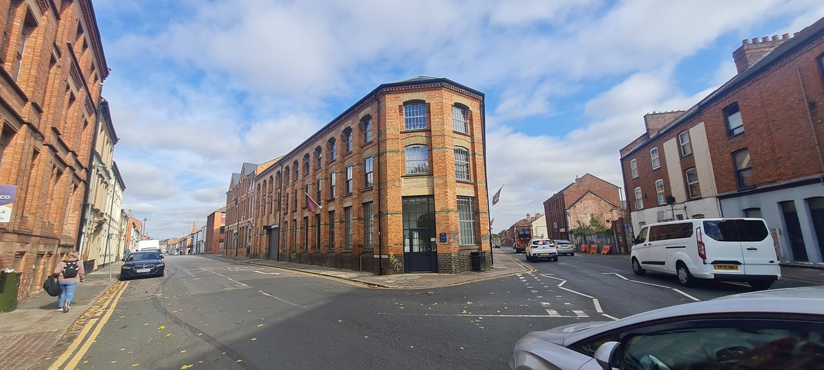 pumpkinfaeries's tweet image. #Fieldwork What is your perception of #Northampton? A town of regeneration, leather industry, or sport? Y11 went to find evidence of all of this - so lucky the weather held! Excellent from all, a pleasure to #GetOutside and explore with you  #GeographyTeacher ✌️💚🌍