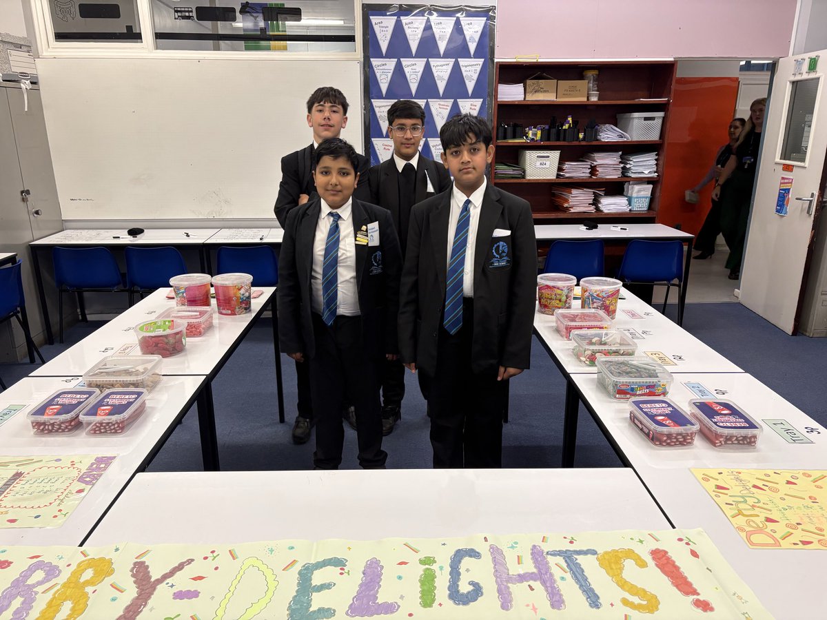 DerbyHighMaths's tweet photo. The maths department and our subject ambassadors are all set up for open evening and excited to share with prospective parents our love of maths.
Come see us on the βSolveβ section of A-corridor!
@derbyhighbury #OpenEvening #Maths #InspiredToMakeADifference https://t.co/x1Vy68JrHI