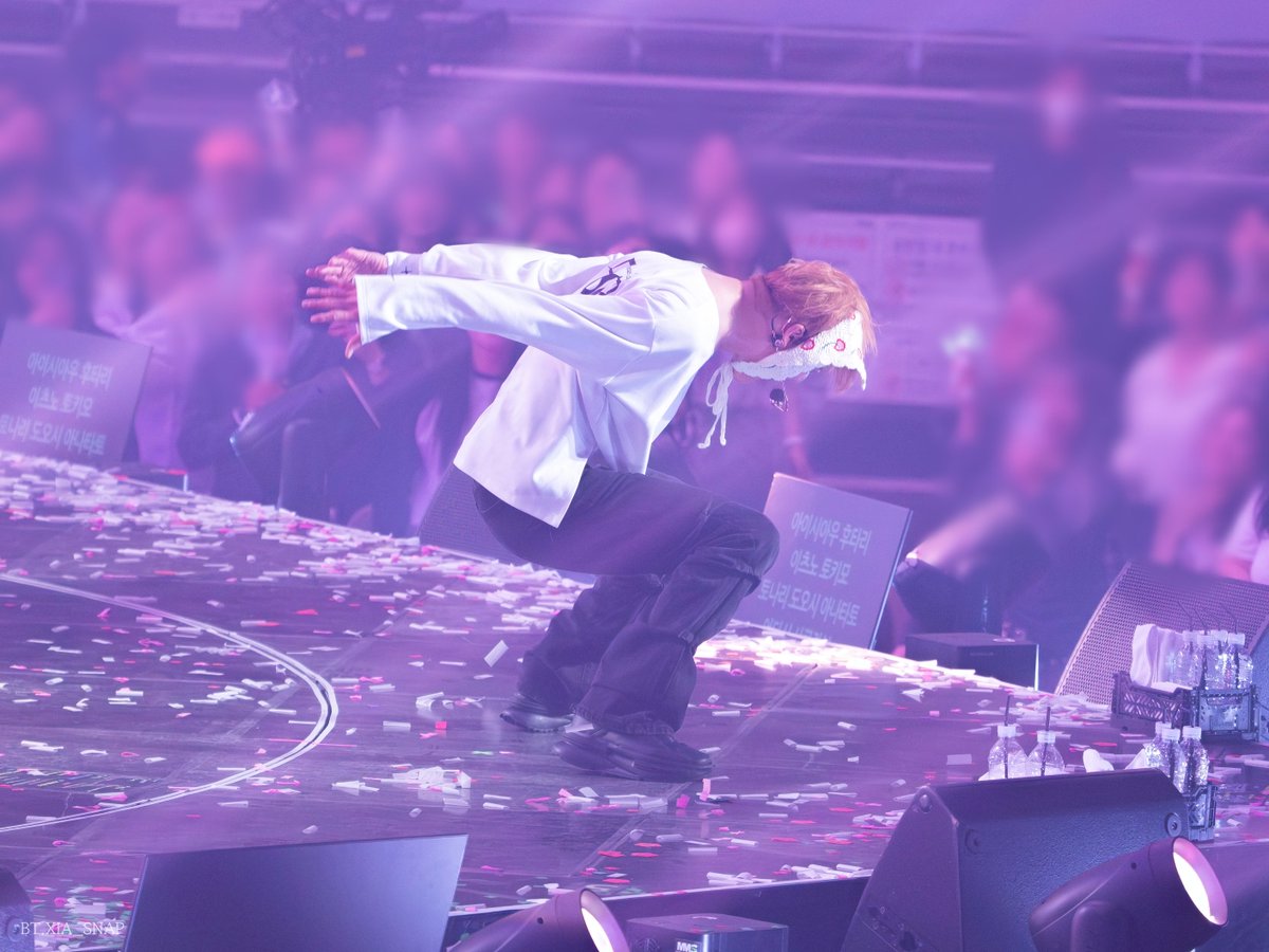 251009 XIA CONCERT Chapter2:Festa

완벽한 점프와 착지
-밑에 트램펄린 있는거 아니죠..? 우리 애기가 날고이써요꒰ఎ໒꒱

#김준수 #XIA #XIA준수 #ジュンス
⠀