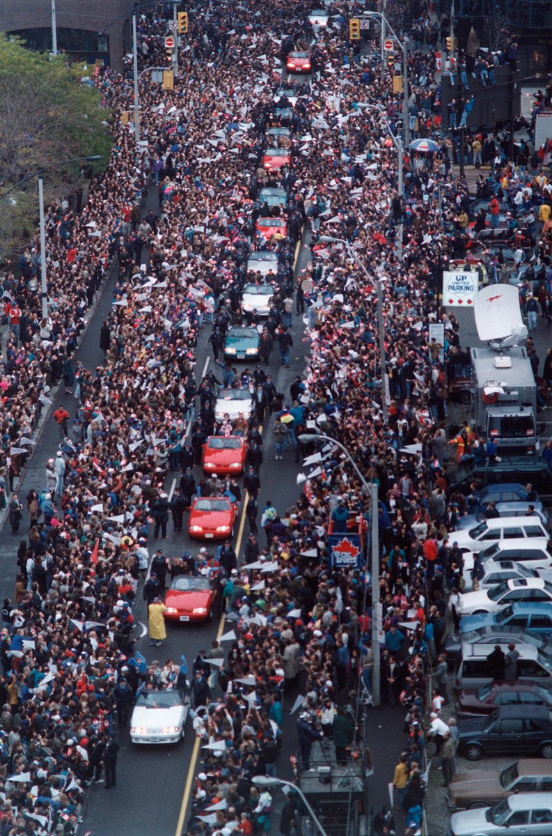 When Blue Jays won their first World Series in 1992, it was the moment Toronto became recognized as a baseball city on world stage. Now, they move on to 2025 ALC series, the echoes of that pride still ripple through a city that rallies, celebrates, and believes in its team. 💙