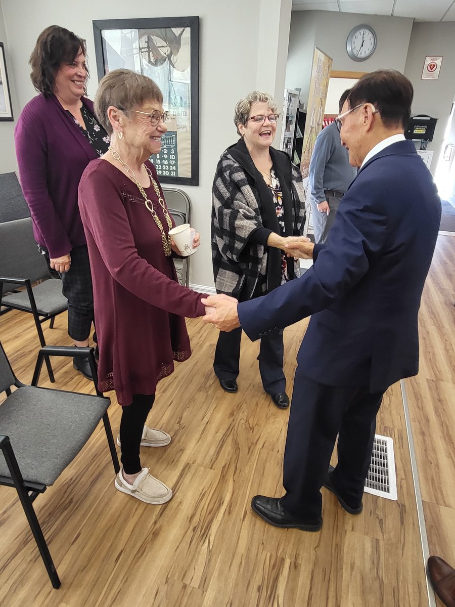 RaymondChoPC's tweet image. Active, happy, and healthy is what it’s all about at the Active Lifestyles Centre Grey-Bruce. 

Thank you @paulvickersmpp  for hosting me on a tour of your beautiful riding and showing me some of the most joyful #seniors in Ontario. 

Owen Sound has a champion for seniors!