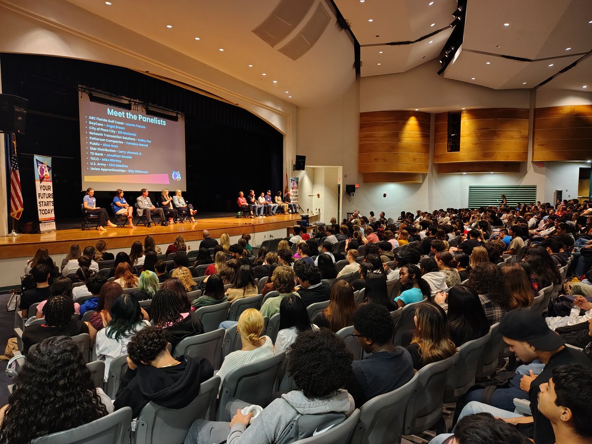 Thank you to Future Career Academy for presenting to our Seniors today regarding the opportunities students have for their life after graduation.