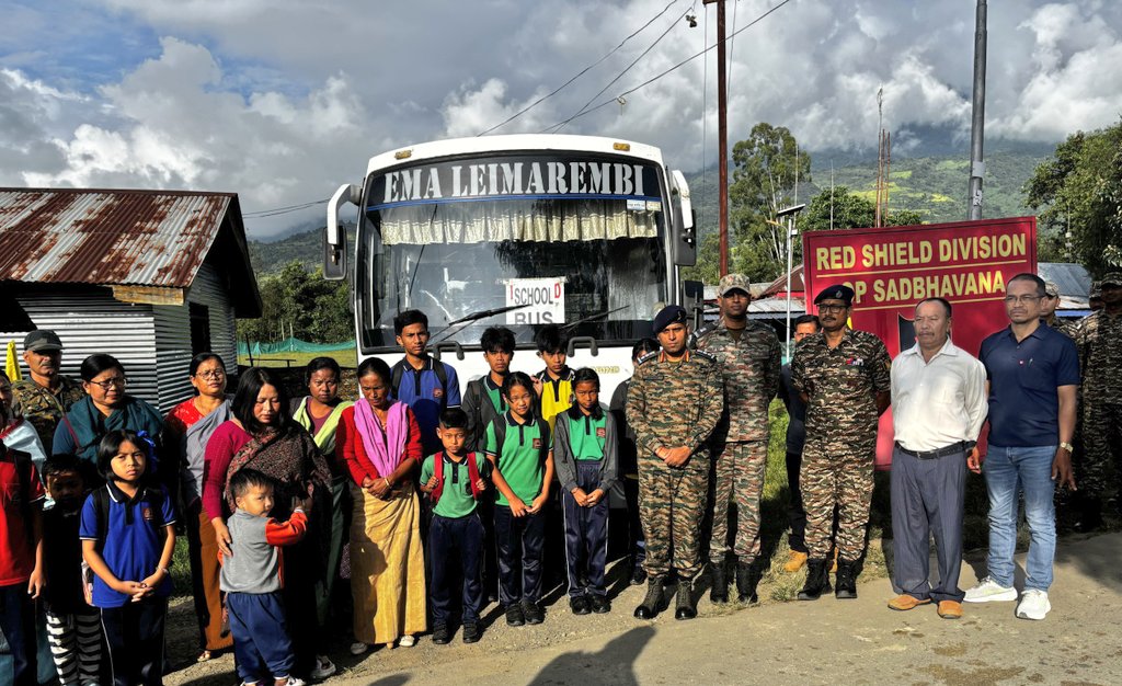 prodefkohima's tweet image. 🇮🇳 #IndianArmy launched a 42-seater school bus service for students of Kanto Sabal village, #Manipur to commute to Kendriya Vidyalaya, Lamphel, under Op Sadbhavana.

🏁 Flagged off on 08 Oct 2025, this initiative enhances safe, reliable &amp;amp; sustainable access to education, earning…