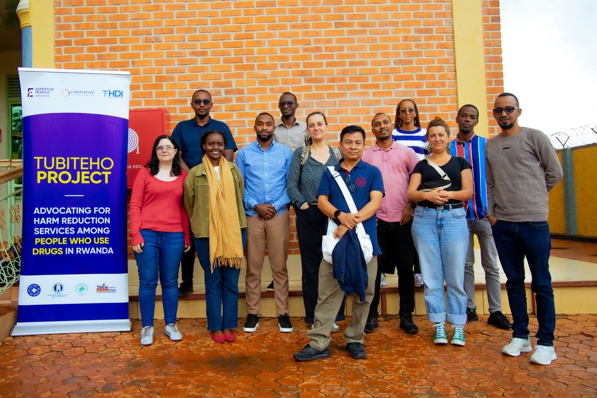 STEPS_INITIATIV's tweet image. Today, @STEPS_INITIATIV  met a delegation from @MdM_France Tanzania with @HDIRwanda.  We shared how we support PWUD in Rwanda and learned from their experiences.

⚠️Learning, Sharing, and Growing Together make stronger communities.

#HarmReduction #PWUD