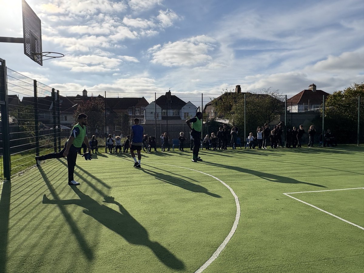 DL Academy tweet media