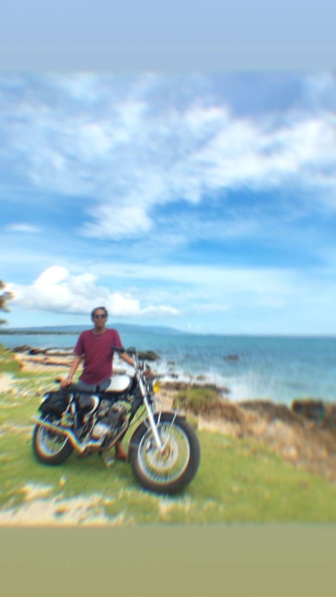 AzadulZ's tweet image. Sendiri trus foto nya berdua sama kamu nya kapan 😂😋
#gaybekasi