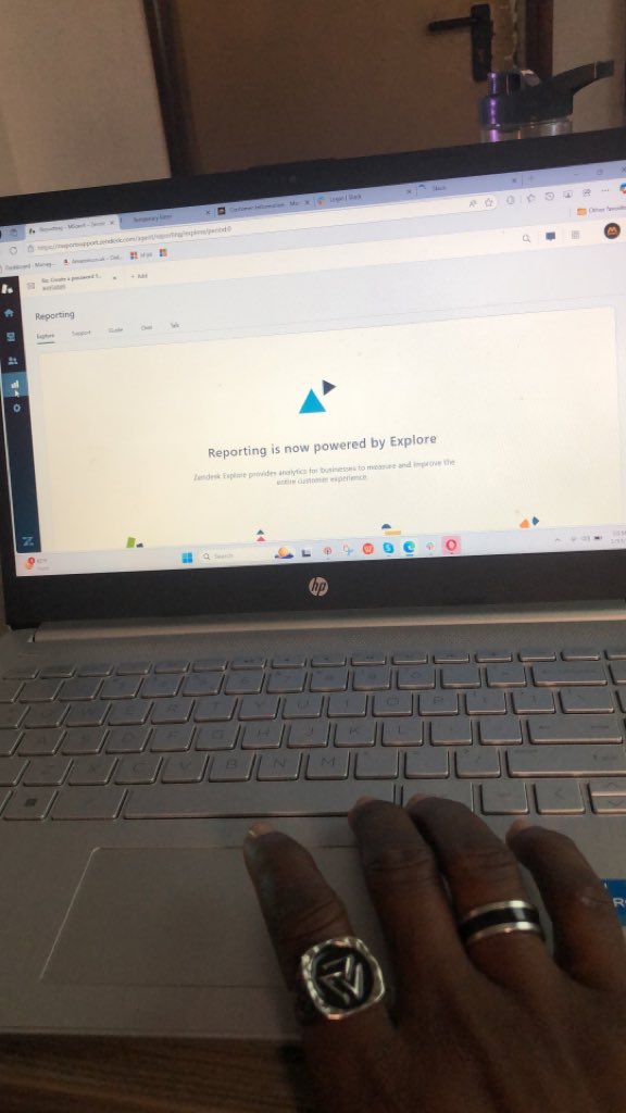 ShodeyiO's tweet photo. Hey, I’m Daniel, I don’t just handle complaints, I fix them! 😎
Helped a customer solve a 2-year account issue through empathy, clear guidance &amp; teamwork. Confidence restored, satisfaction earned. https://t.co/TyT3m7hiYN