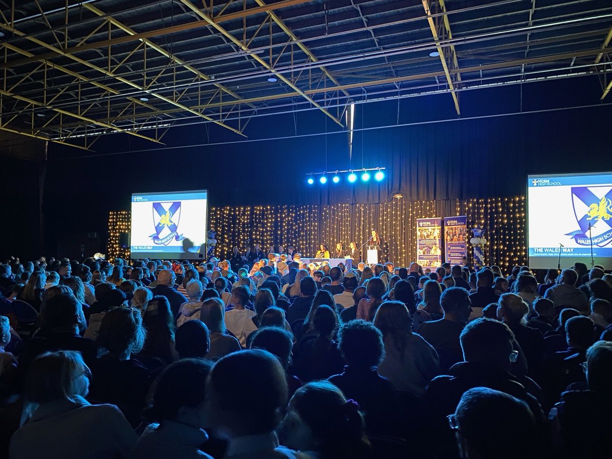 A packed hall full of future students and parents exploring what makes ⁦<a href="/WalesHigh/">Wales High School</a>⁩ special 💫 #TheWalesWay #OpenEvening #FutureStudents”