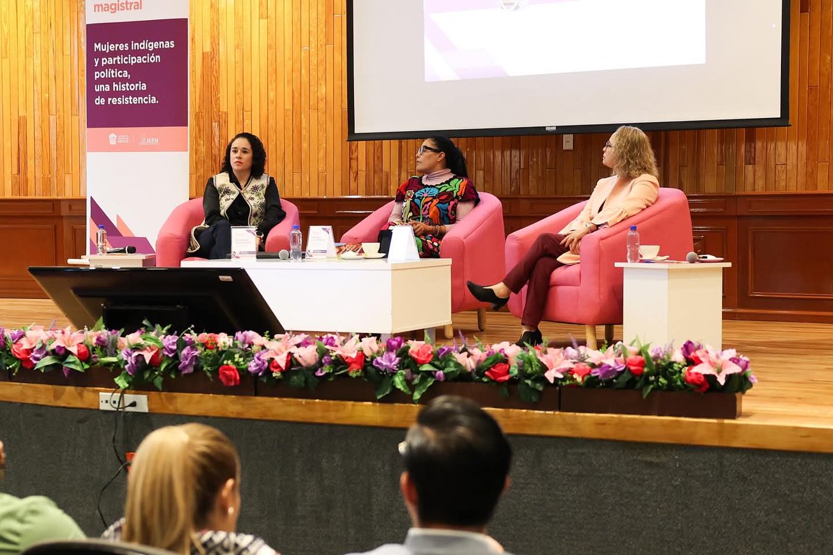 En el marco de las actividades del <a href="/OPPMEdomex/">Observatorio Edomex</a>, llevamos a cabo en el <a href="/IEEM_MX/">IEEM</a> la Conferencia “Mujeres indígenas y participación política, una historia de resistencia”, impartida por la activista <a href="/EufrosinaCruz/">Eufrosina Cruz</a>. 

Consulta la transmisión por: 
 youtube.com/watch?v=B_pZUJ…