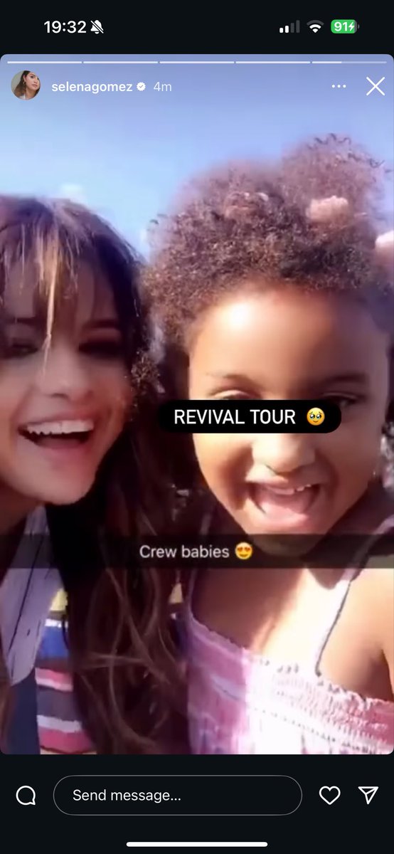 decodeselena's tweet image. so who’s crying with me?! so many memories #10YearsOfRevival @selenagomez @SelenaFanClub
