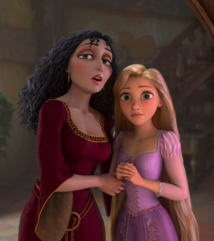 Disney’s live-action ‘Tangled’ film is back in early development.

Scarlett Johansson is reportedly circling the role of Mother Gothel.

(Source: Deadline)