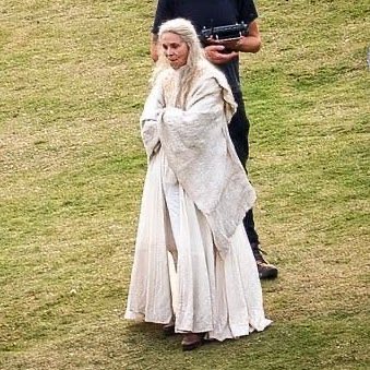 Lambert Wilson ve Marthe Keller, dizide Nicolas Flamel ve eşi Perenelle Flamel’i canlandıracak.