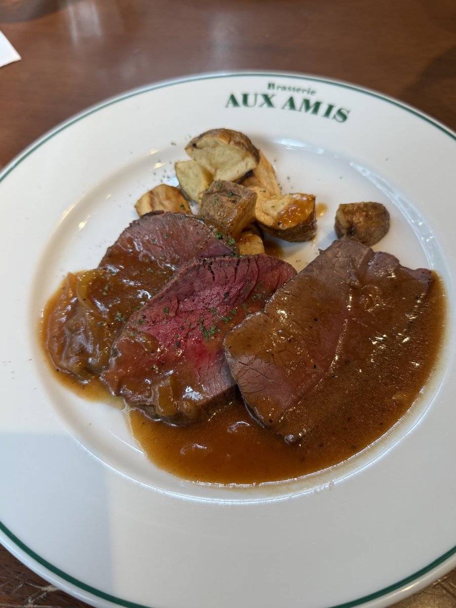 AdonisMoore14's tweet image. Trying French cuisine today.