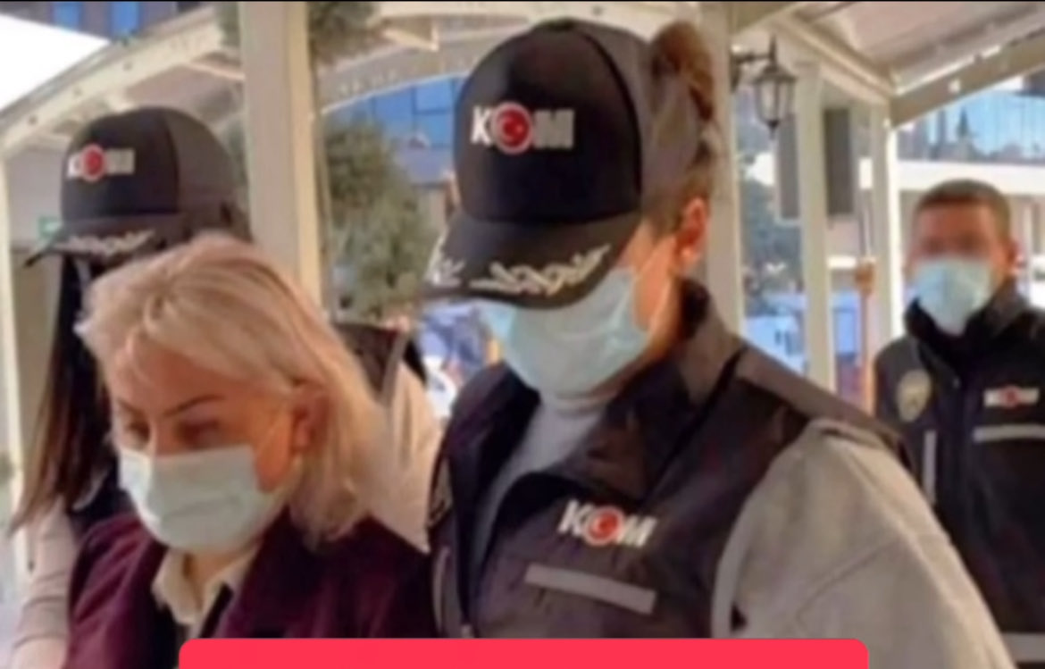 Cumhurbaşkanımıza,

Diploman Nerede, diyen CHP’li,

Dış ilişkiler Uzmanı,

zehra Zuhal Atalar Laçin’in,

Doçentlik Master doktora,

Ve yüksek Lisans belgelerinin,

Tamamı Sahte olduğu Ortaya Çıktı.